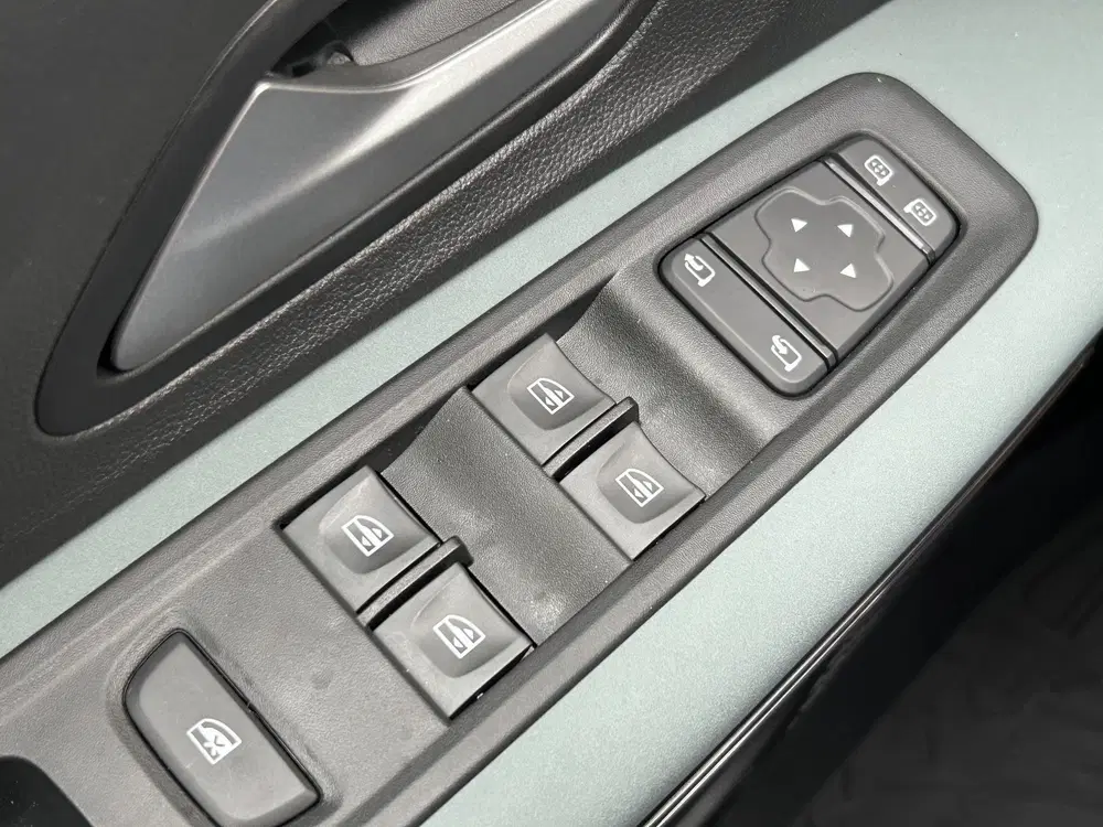 Dacia Jogger 1.8 hybrid 155 limited edition 7p uit 2026, foto 15