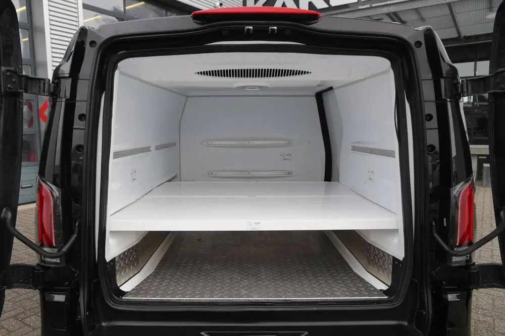Mercedes-Benz Vito 116 CDI uit 2020, foto 5