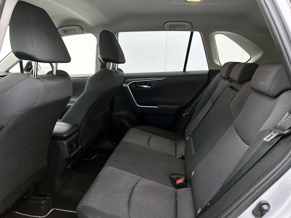 Toyota RAV4 2.5 Hybrid Dynamic | Navigatie | Parkeersensoren uit 2019, foto 17