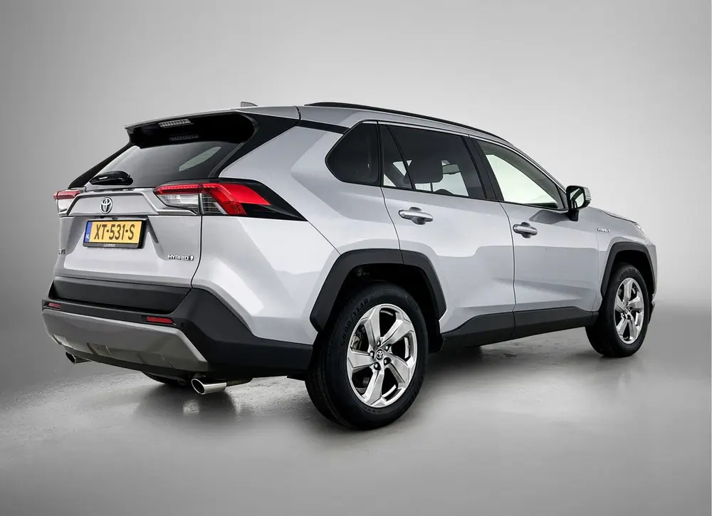 Toyota RAV4 2.5 Hybrid Dynamic | Navigatie | Parkeersensoren uit 2019, foto 2