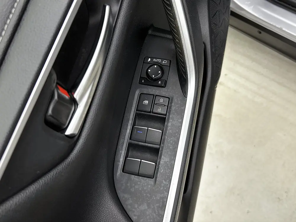 Toyota RAV4 2.5 Hybrid Dynamic | Navigatie | Parkeersensoren uit 2019, foto 20