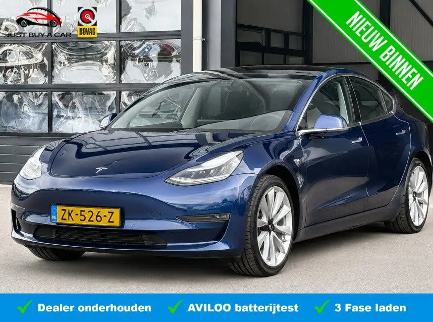 Tesla Model 3 RWD 60 kWh | SOH 85,5% | Autopilot | 19'' LM ( uit 2019