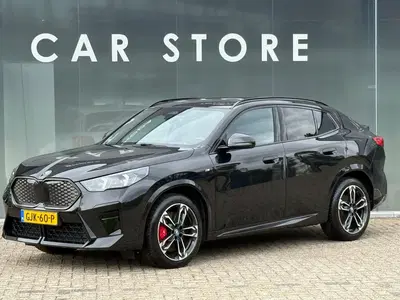 BMW iX2 EDrive20 67 kWh 100% SOH M-Sport Vol uitge uit 2024