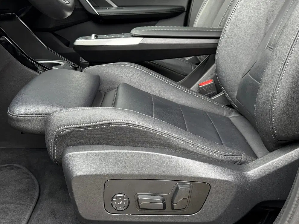 BMW iX2 EDrive20 67 kWh 100% SOH M-Sport Vol uitge uit 2024, foto 16
