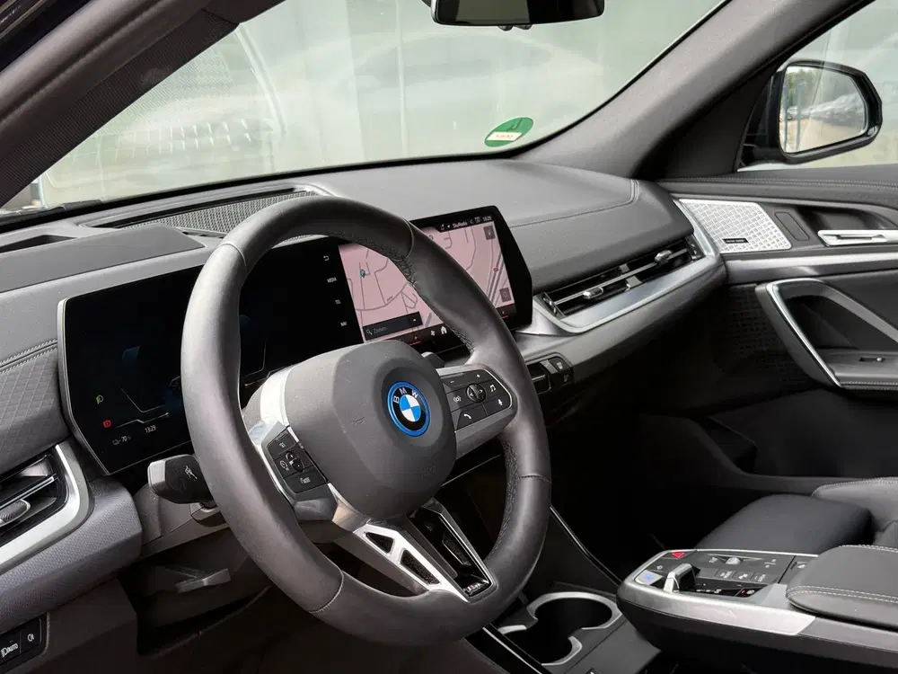 BMW iX2 EDrive20 67 kWh 100% SOH M-Sport Vol uitge uit 2024, foto 18