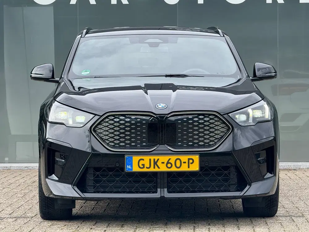 BMW iX2 EDrive20 67 kWh 100% SOH M-Sport Vol uitge uit 2024, foto 6