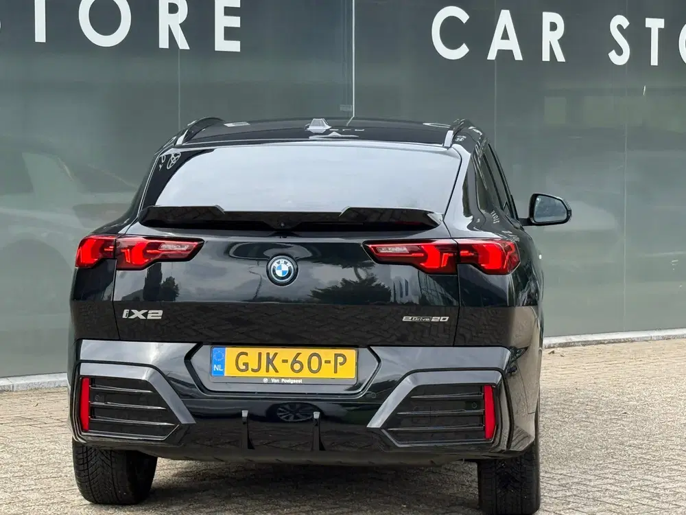 BMW iX2 EDrive20 67 kWh 100% SOH M-Sport Vol uitge uit 2024, foto 8
