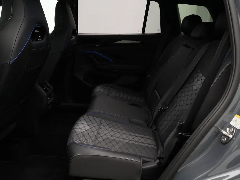 Volkswagen Tayron R-Line 1.5 eHybrid 204 PK | LED Plus | DCC uit 2025, foto 12