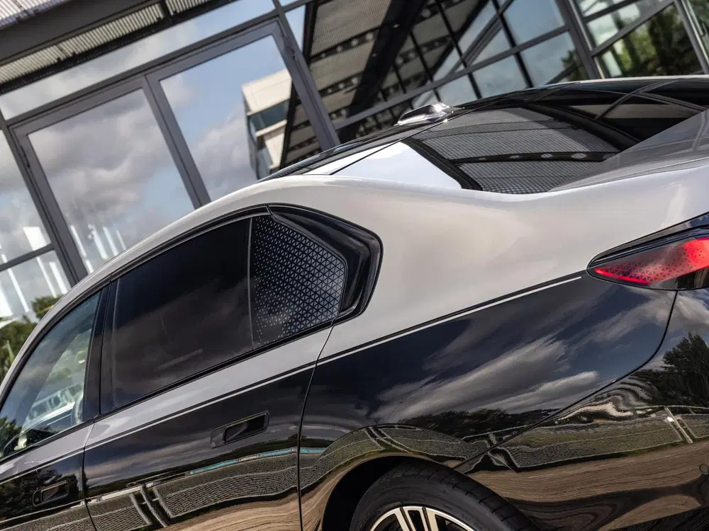 BMW i7 xDrive60 106 kWh uit 2022, foto 8