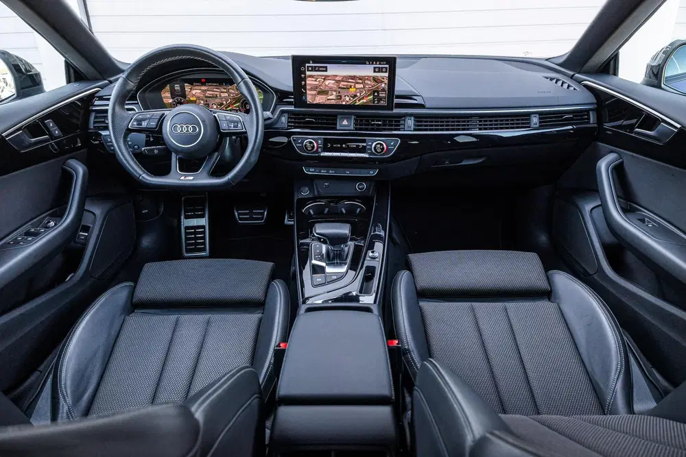 Audi A5 35 TFSI 150pk S edition Competition uit 2023, foto 5