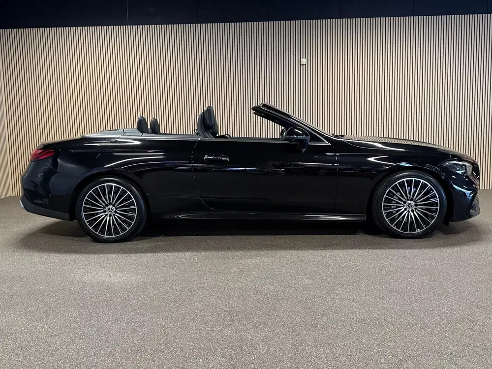 Mercedes-Benz CLE 200 AMG STYLING-AIRSCARF-MEMORY uit 2024, foto 5