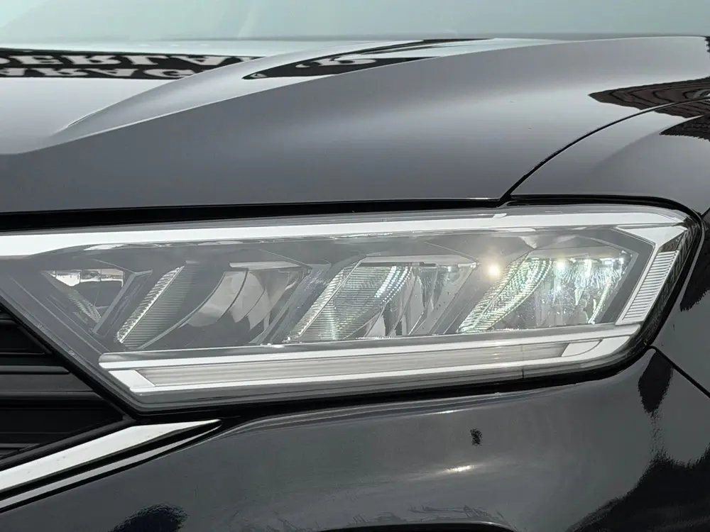 Volkswagen T-Roc 1.5 TSI Night Edition | Full-Led | Navi | C uit 2024, foto 4