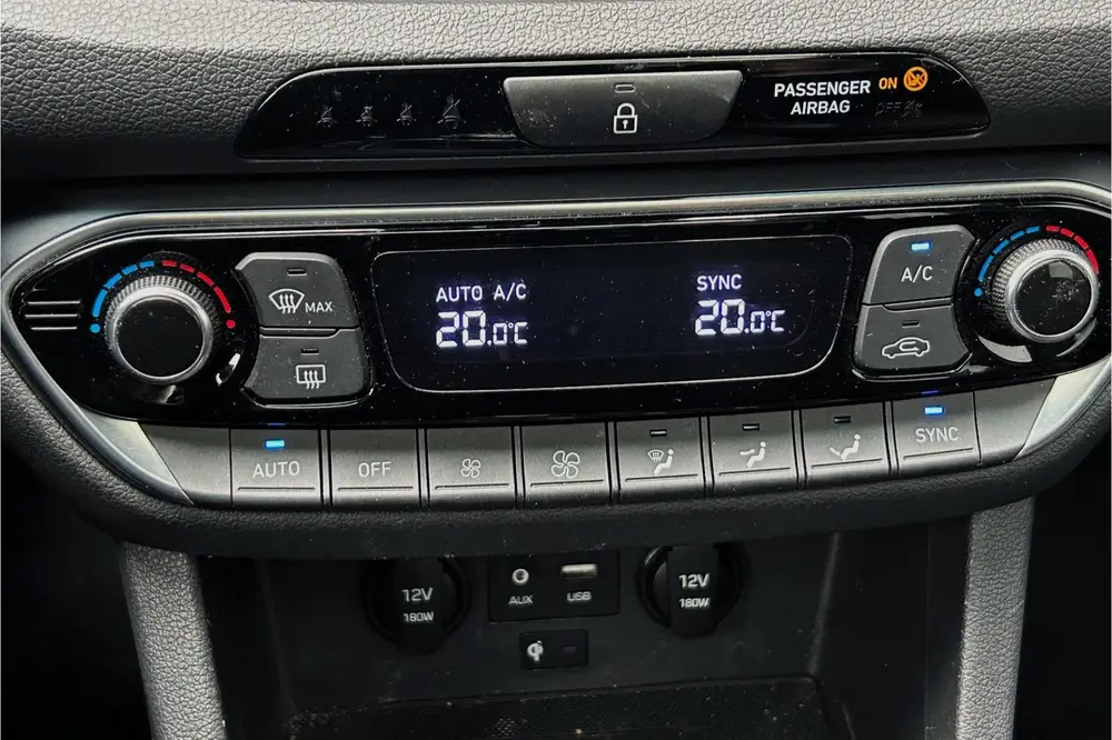 Hyundai I30 2.0 T-GDI N2 Performance 275pk PANO 19" LED VOL! uit 2019, foto 12