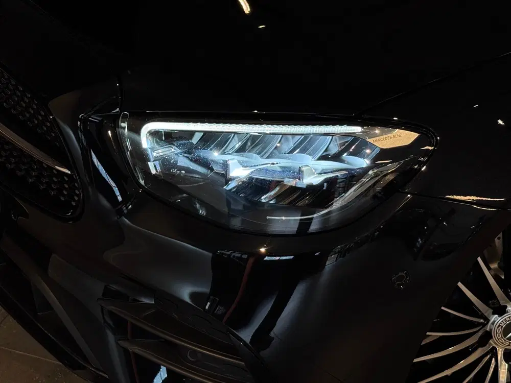 Mercedes-Benz E-Klasse 300 e AMG Line uit 2021, foto 17