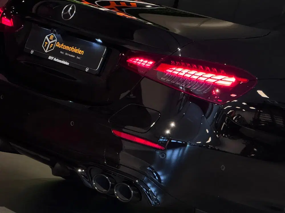Mercedes-Benz E-Klasse 300 e AMG Line uit 2021, foto 6