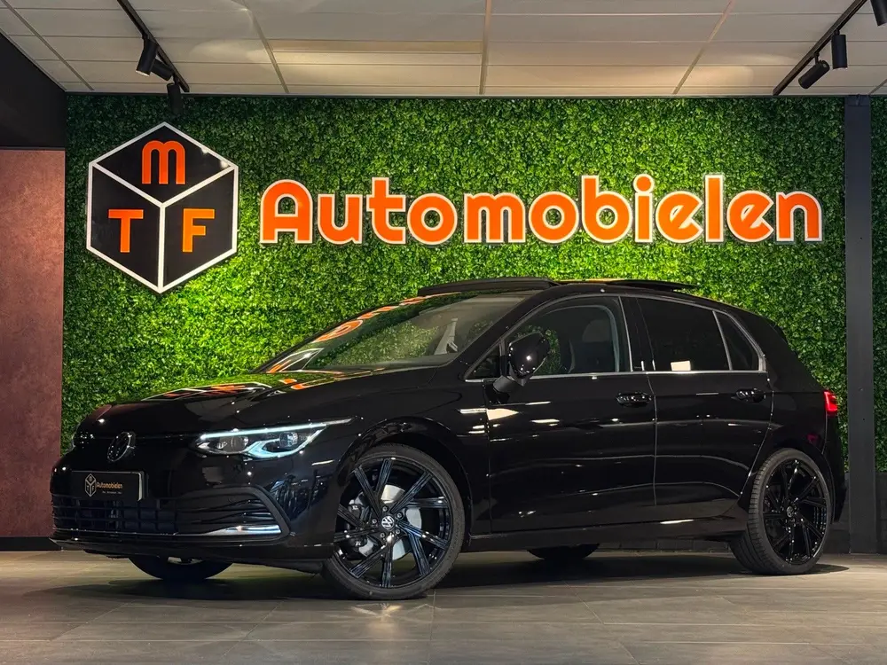 Volkswagen GOLF 1.5 eTSI 150 PK 1st ed. |PANO|MATRIX|MASSAGE uit 2020