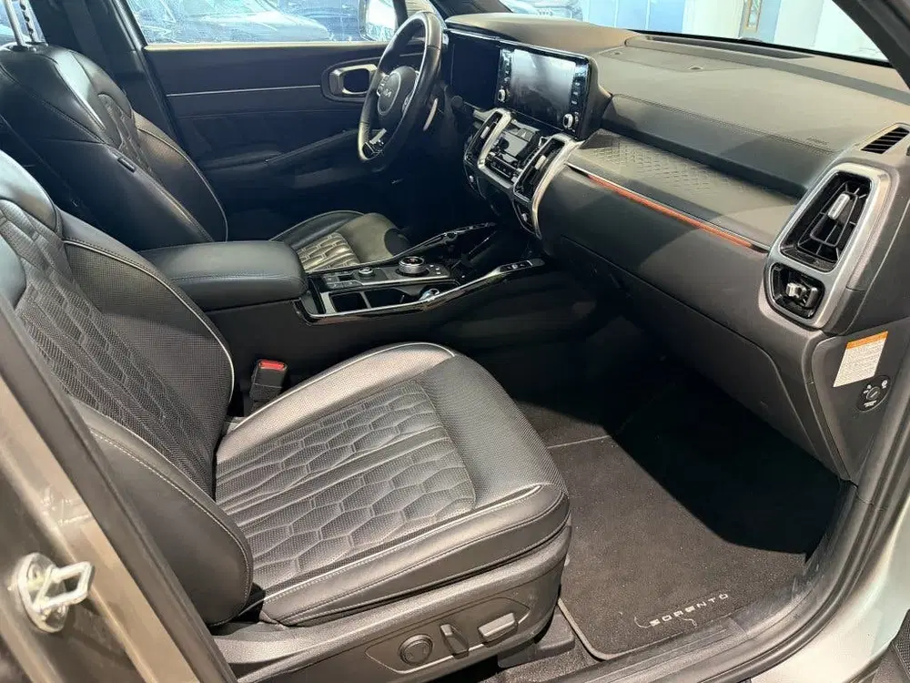 Kia Sorento 1.6 T-GDI Hybrid 2WD ExecutiveLine 5p. uit 2023, foto 6