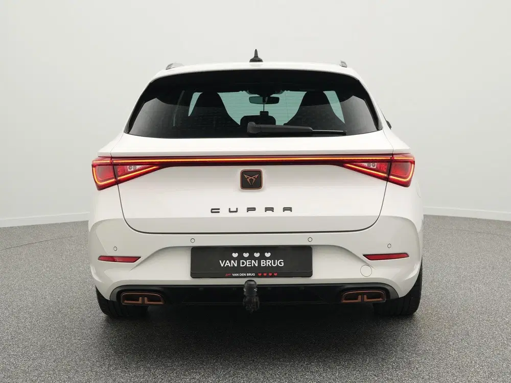 Cupra Leon 1.4 e-Hybrid 204pk uit 2023, foto 5