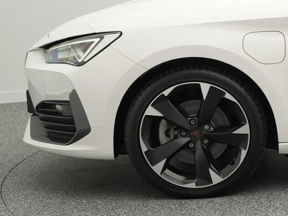Cupra Leon 1.4 e-Hybrid 204pk uit 2023, foto 6