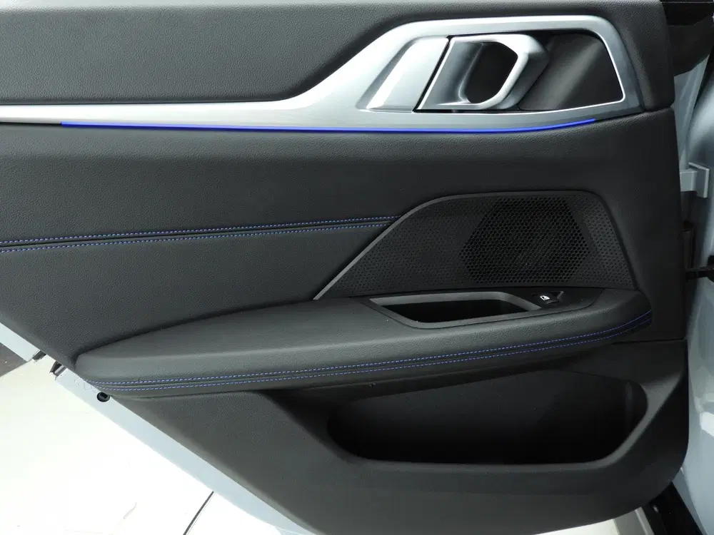 BMW 4-serie Gran Coupé 420i uit 2023, foto 18