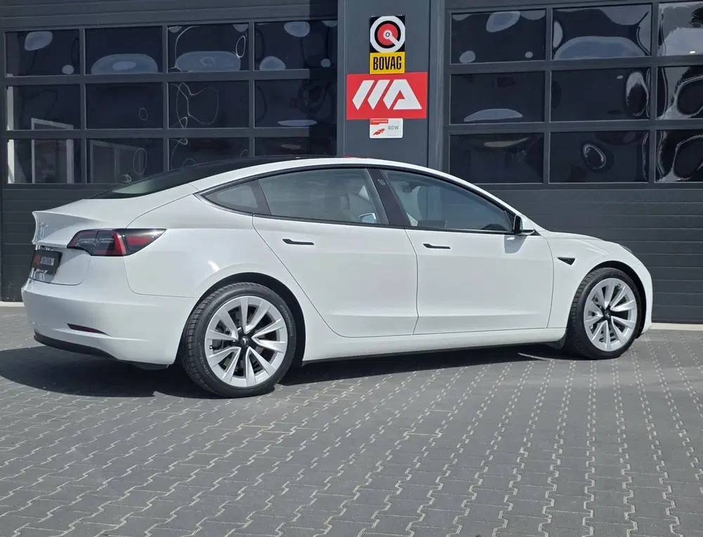 Tesla Model 3 Long Range AWD 75 kWh uit 2023, foto 3