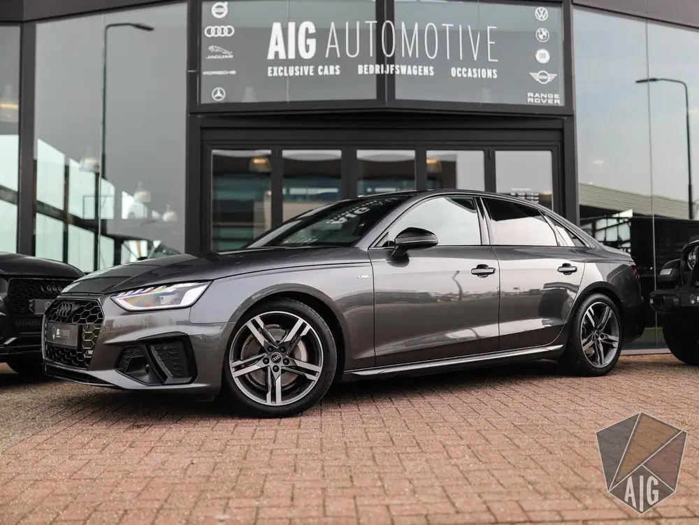 Audi A4 40 TFSI S edition Competition uit 2021