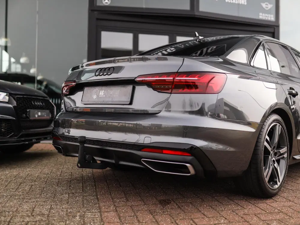 Audi A4 40 TFSI S edition Competition uit 2021, foto 12