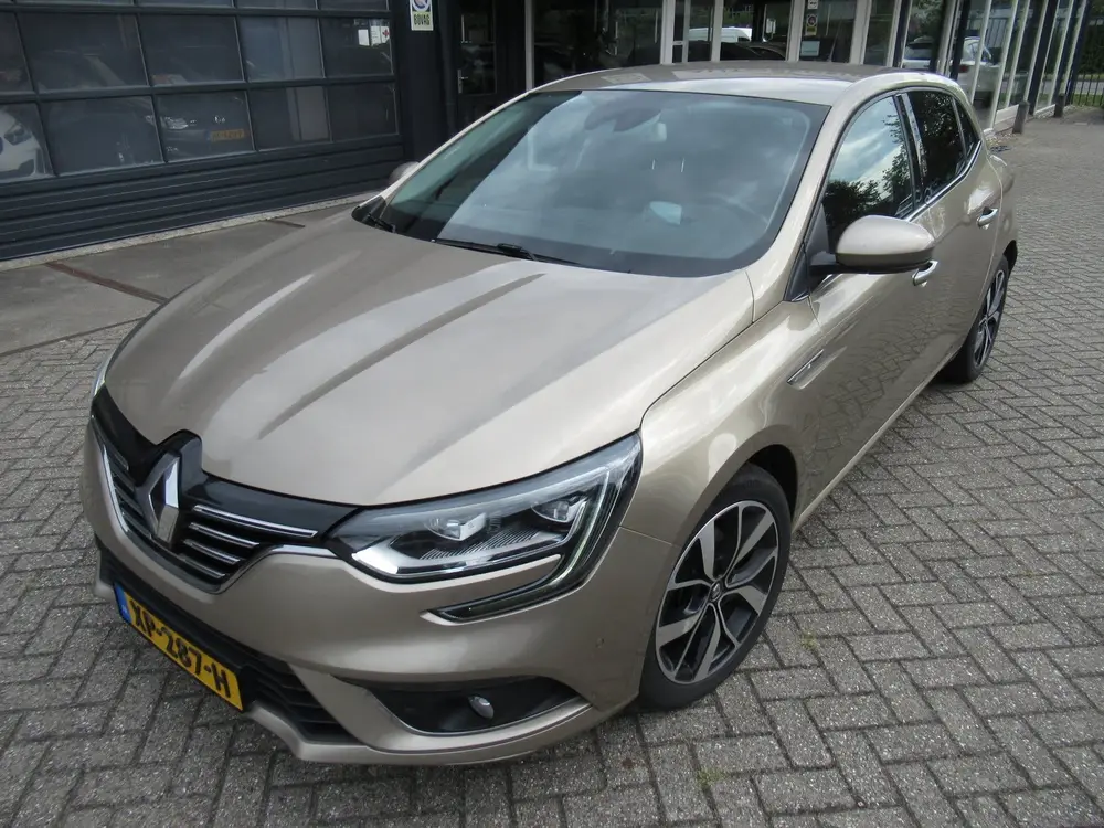 Renault Megane Mégane 1.3 TCe Bose uit 2019, foto 2