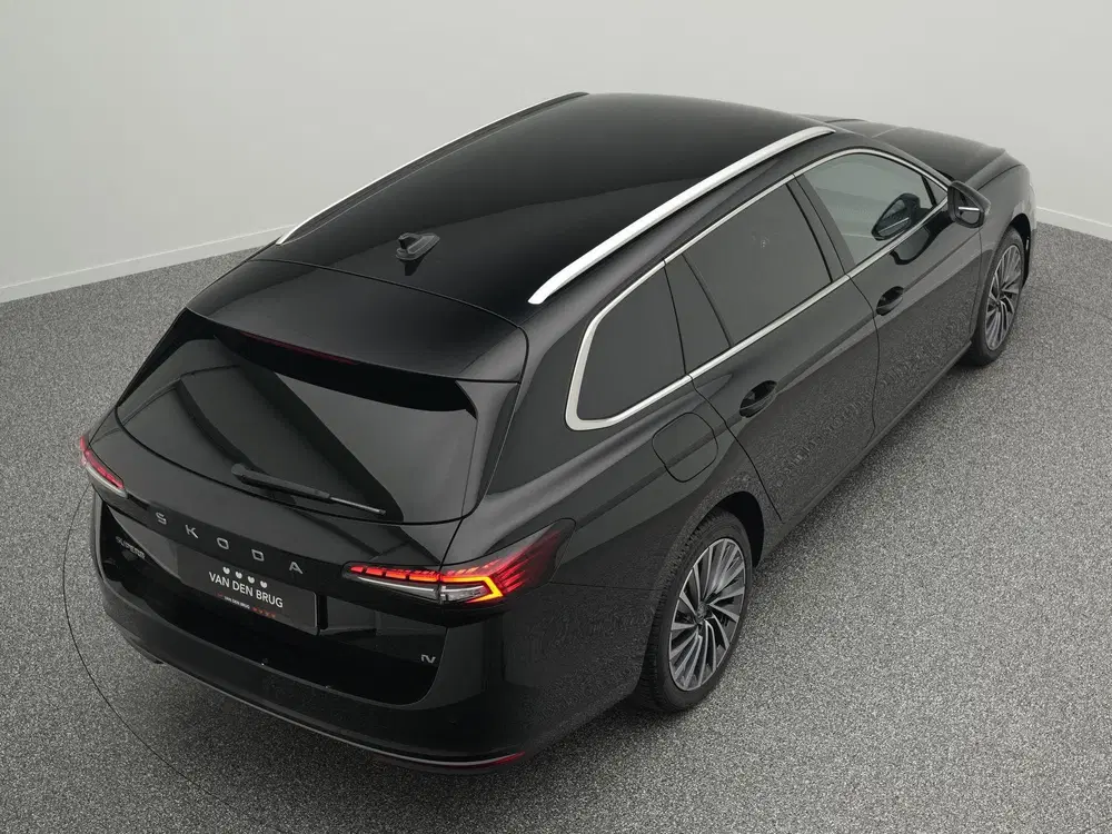 Skoda Superb 1.5 TSI 204pk PHEV Laurin & Klement uit 2025, foto 13