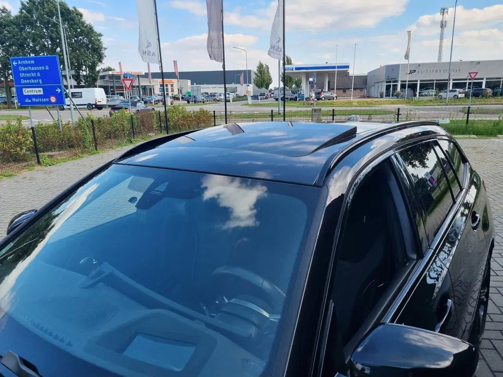 BMW 3-serie 330e xDrive M-Pakket Panodak HeadUp uit 2024, foto 8