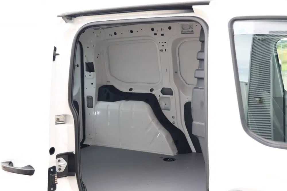 Volkswagen Caddy 1.5 TSI Automaat Benzine Trekh uit 2022, foto 18
