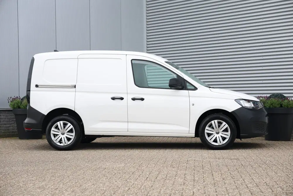 Volkswagen Caddy 1.5 TSI Automaat Benzine Trekh uit 2022, foto 2