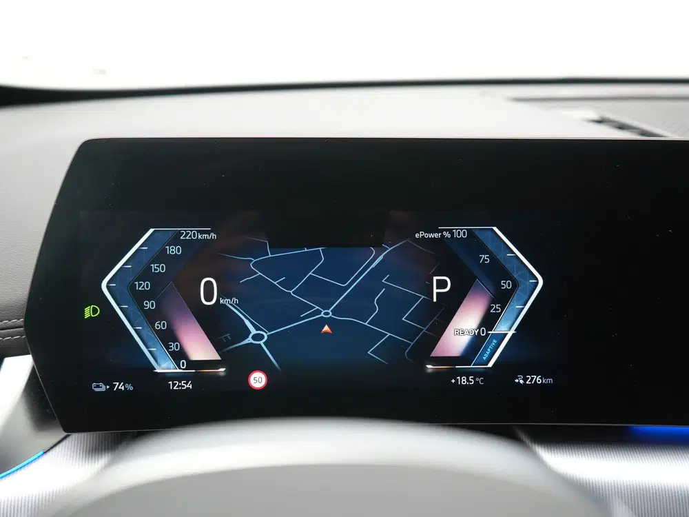 BMW iX1 xDrive30 X Line 67 kWh 313pk Dealer O.H. uit 2023, foto 14
