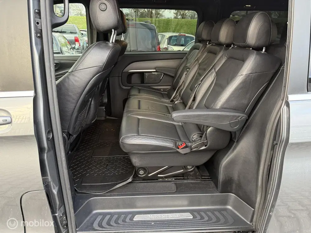 Mercedes-Benz V-Klasse 300d Extra Lang DC A m g xxl lucht vering uit 2021, foto 11