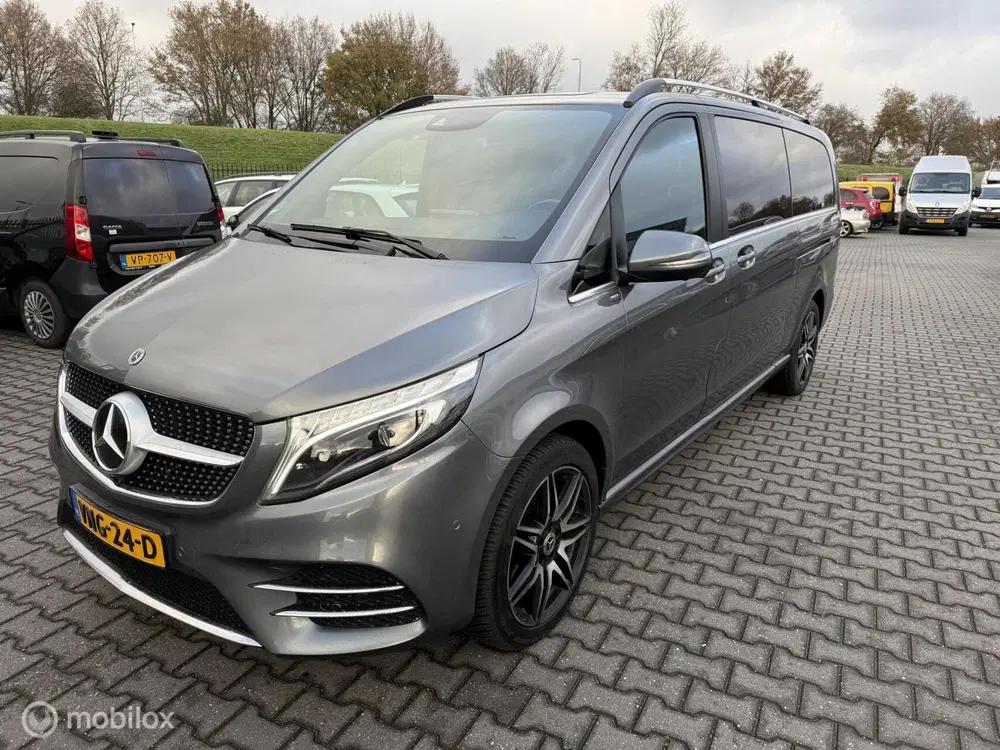 Mercedes-Benz V-Klasse 300d Extra Lang DC A m g xxl lucht vering uit 2021, foto 3