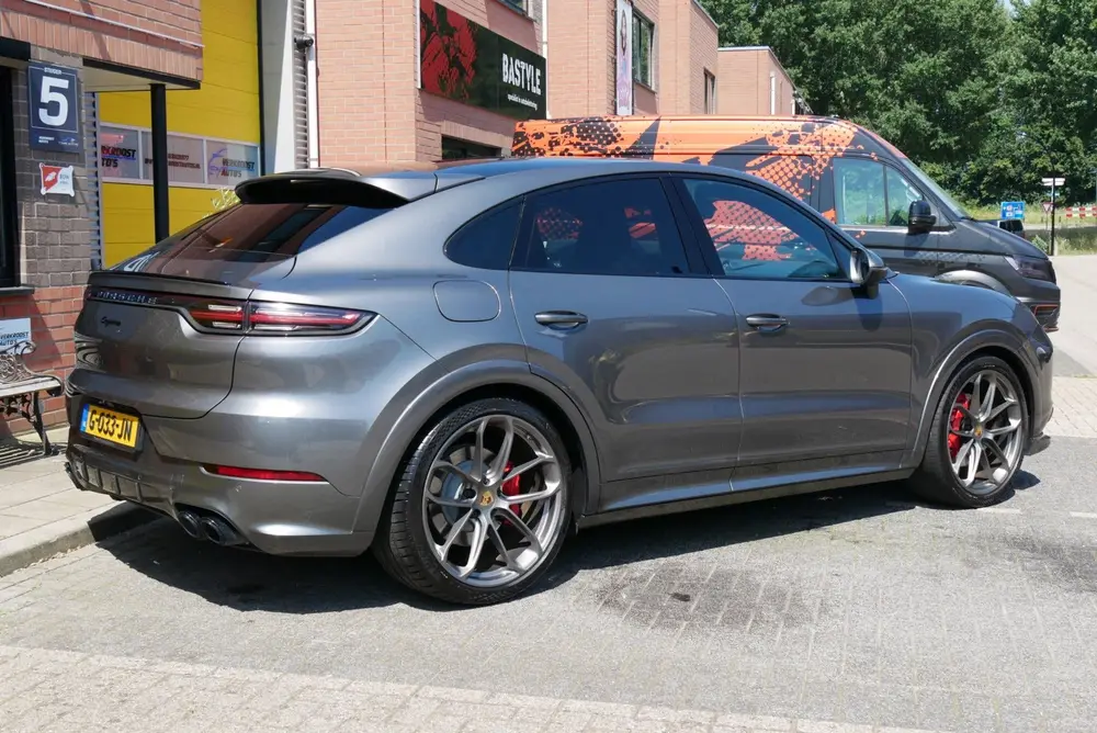 Porsche Cayenne Cayenne Coupé 3.0 E-Hybrid lightweight sport. sport uit 2019, foto 11