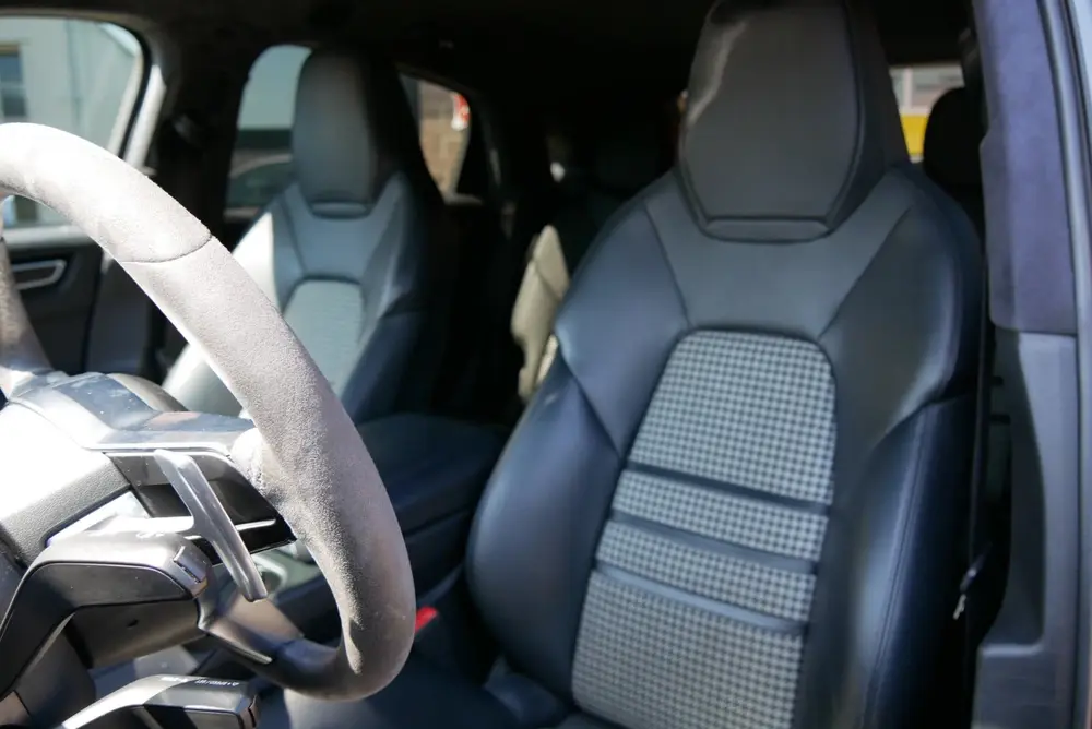 Porsche Cayenne Cayenne Coupé 3.0 E-Hybrid lightweight sport. sport uit 2019, foto 14