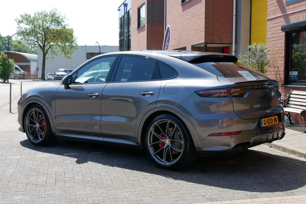 Porsche Cayenne Cayenne Coupé 3.0 E-Hybrid lightweight sport. sport uit 2019, foto 5