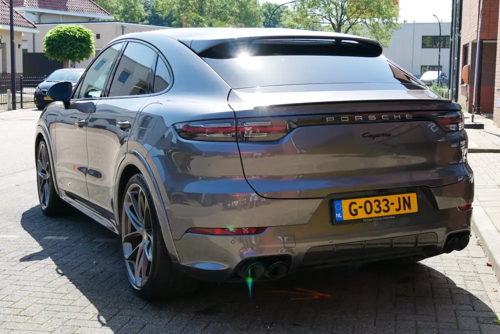 Porsche Cayenne Cayenne Coupé 3.0 E-Hybrid lightweight sport. sport uit 2019, foto 6