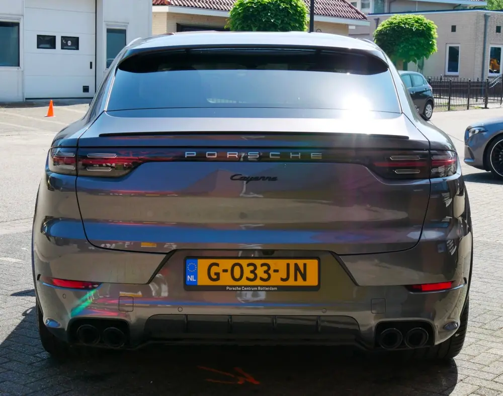 Porsche Cayenne Cayenne Coupé 3.0 E-Hybrid lightweight sport. sport uit 2019, foto 7