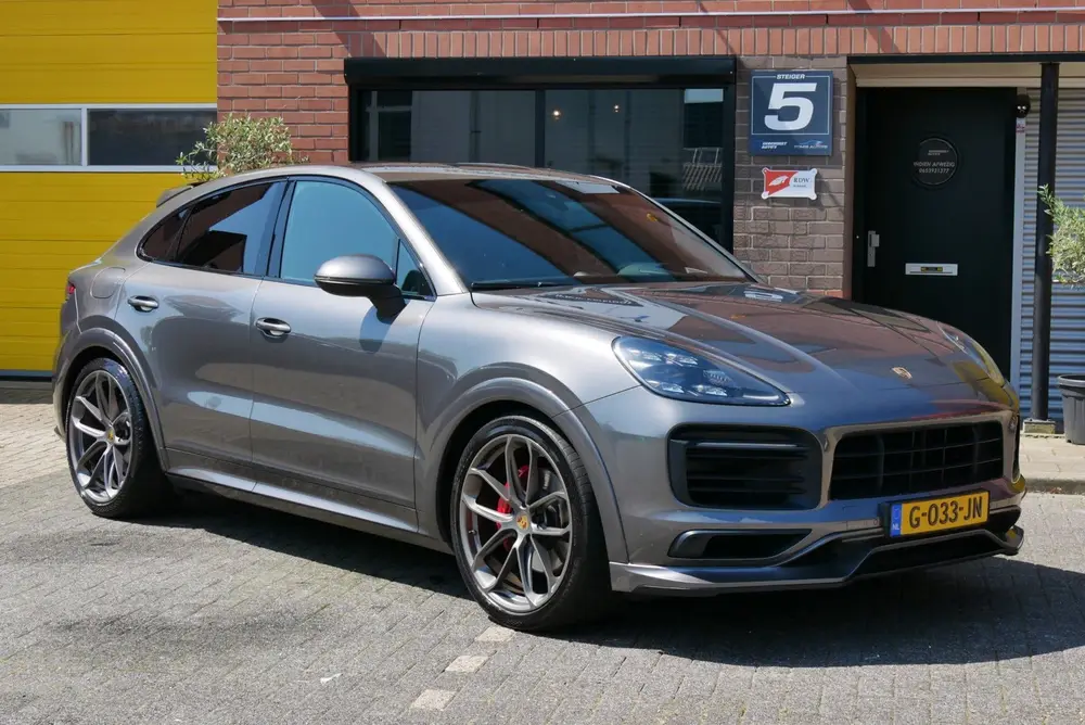 Porsche Cayenne Cayenne Coupé 3.0 E-Hybrid lightweight sport. sport uit 2019, foto 9