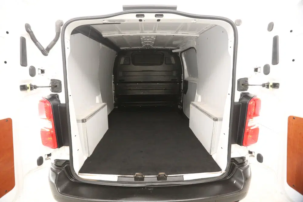 Citroën Jumpy 1.6 BlueHDI L2H1 uit 2019, foto 3