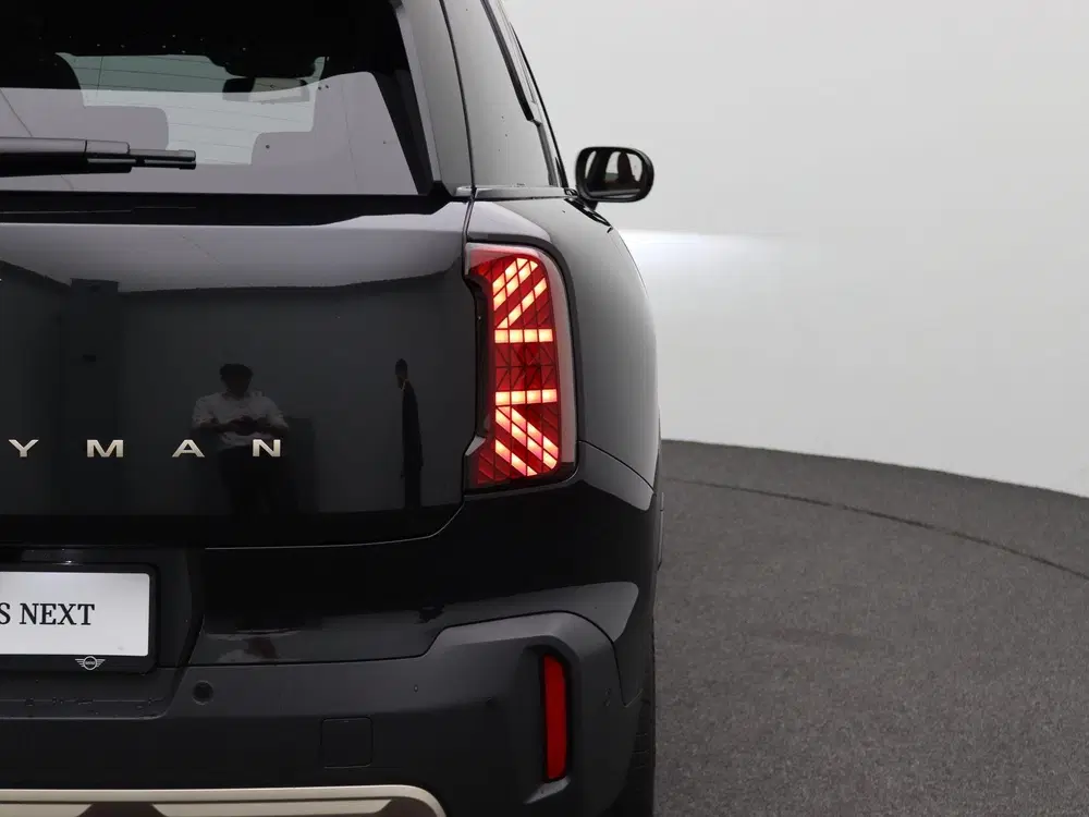 Mini Countryman C Favoured Trim + Pakket L + Panorama dak uit 2025, foto 19