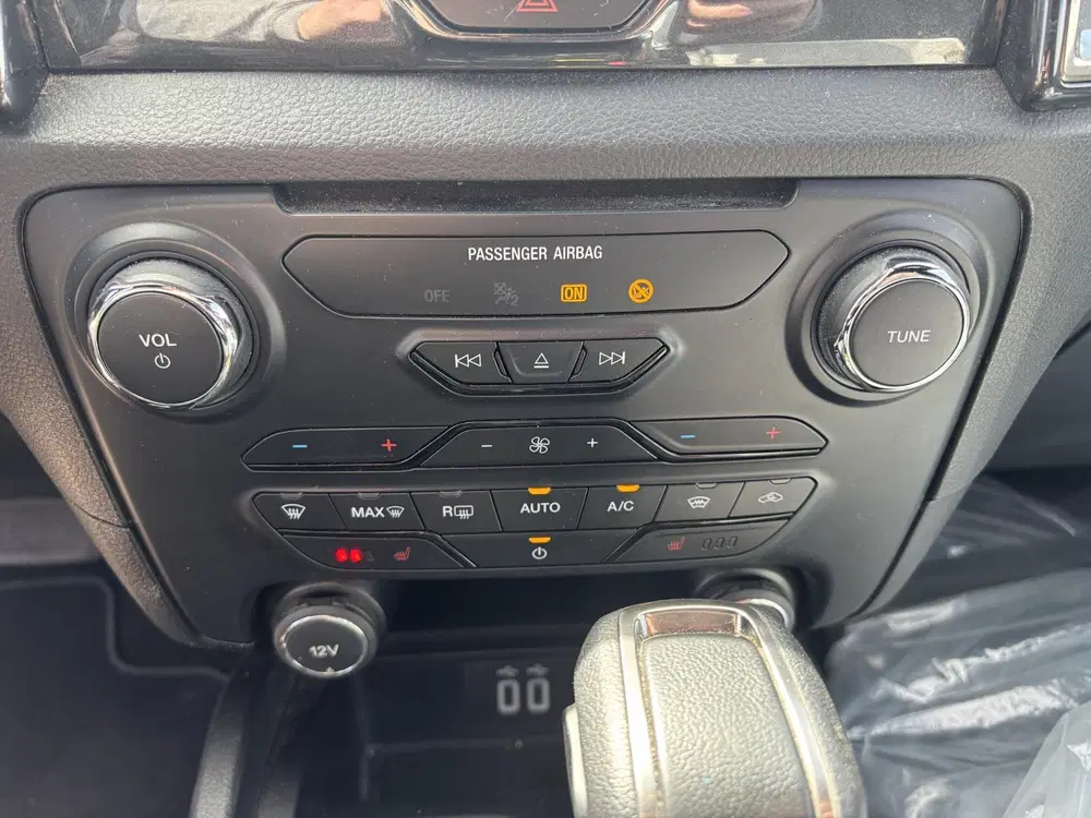 Ford Ranger 2.0 EcoBlue Stormtrak uit 2020, foto 15