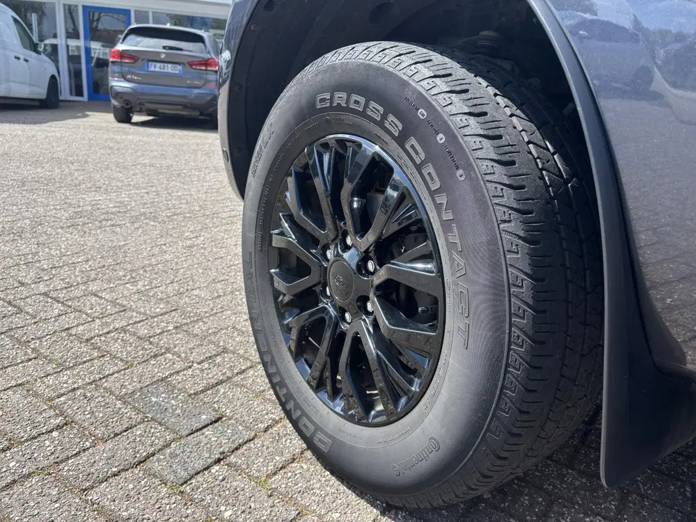Ford Ranger 2.0 EcoBlue Stormtrak uit 2020, foto 9