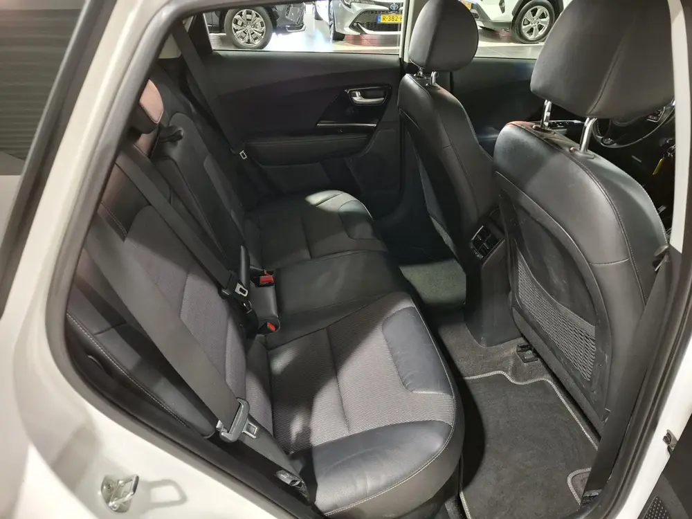 Kia Niro 1.6 GDi Hybrid DynamicLine Trekhaak, Apple Carplay/ uit 2019, foto 9