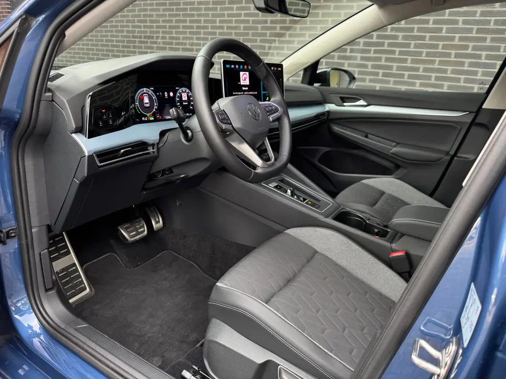Volkswagen Golf 1.5 eHybrid Life Edition | ACC | Camera | LE uit 2025, foto 4