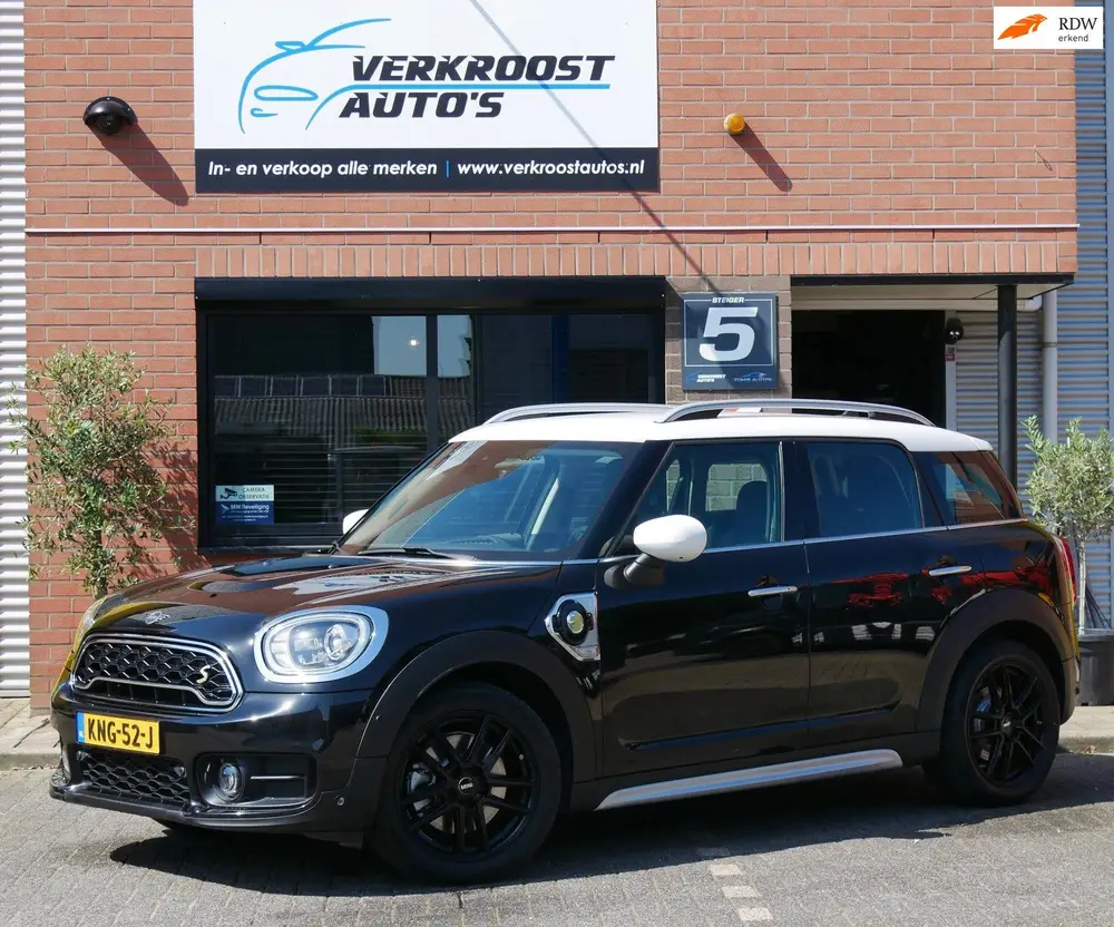 Mini Countryman 1.5 Cooper S E ALL4 Chili sportstoelen. came uit 2019