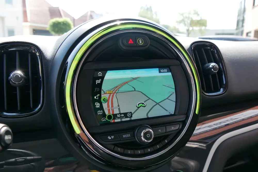 Mini Countryman 1.5 Cooper S E ALL4 Chili sportstoelen. came uit 2019, foto 16
