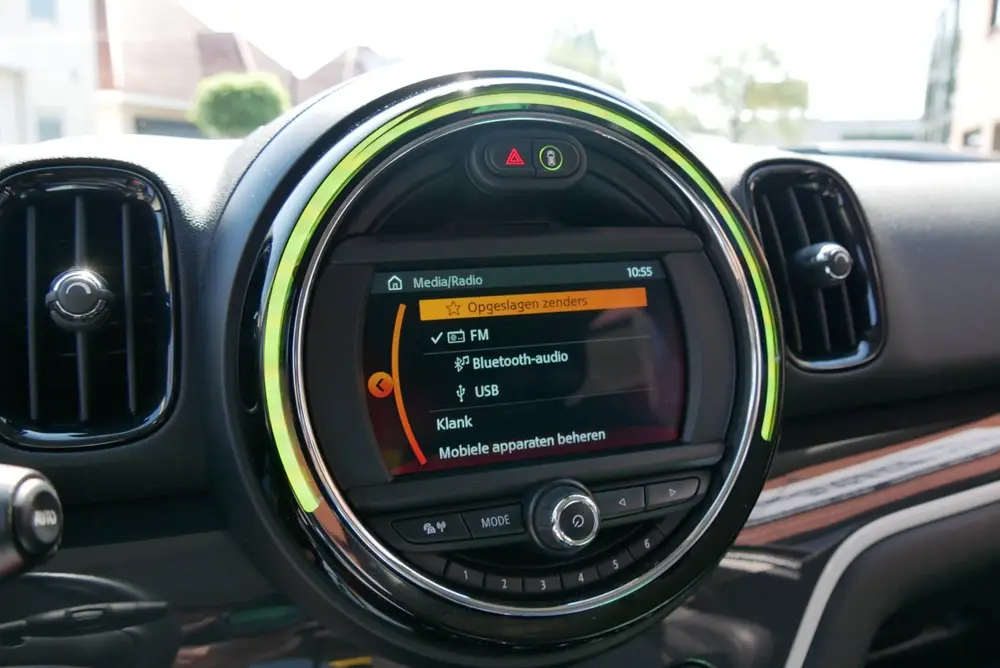 Mini Countryman 1.5 Cooper S E ALL4 Chili sportstoelen. came uit 2019, foto 17